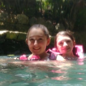 Meet your Posher, Lorri